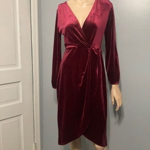 ⭐️A New Day Velvet Burgundy Front Side Split  Fitted Longsleeves Dress⭐️